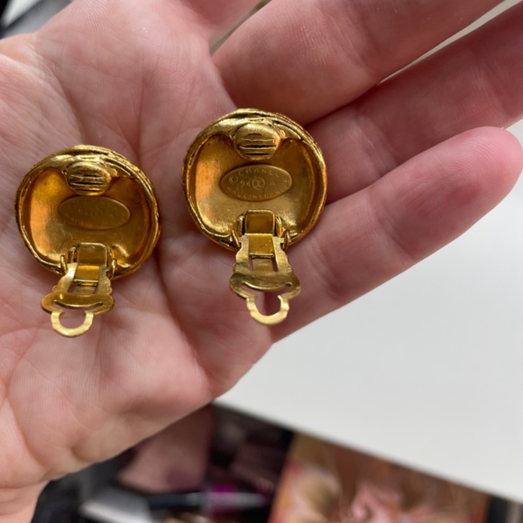 Chanel clip on earrings 94a Made in France 24 karat gold plated - Picture 4 of 5